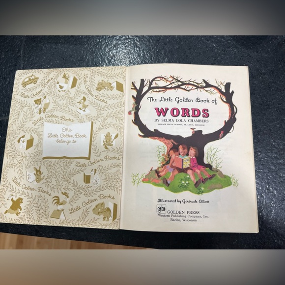 Vintage 1976 Little Golden Book Of Words Children's Book - Picture 3 of 13